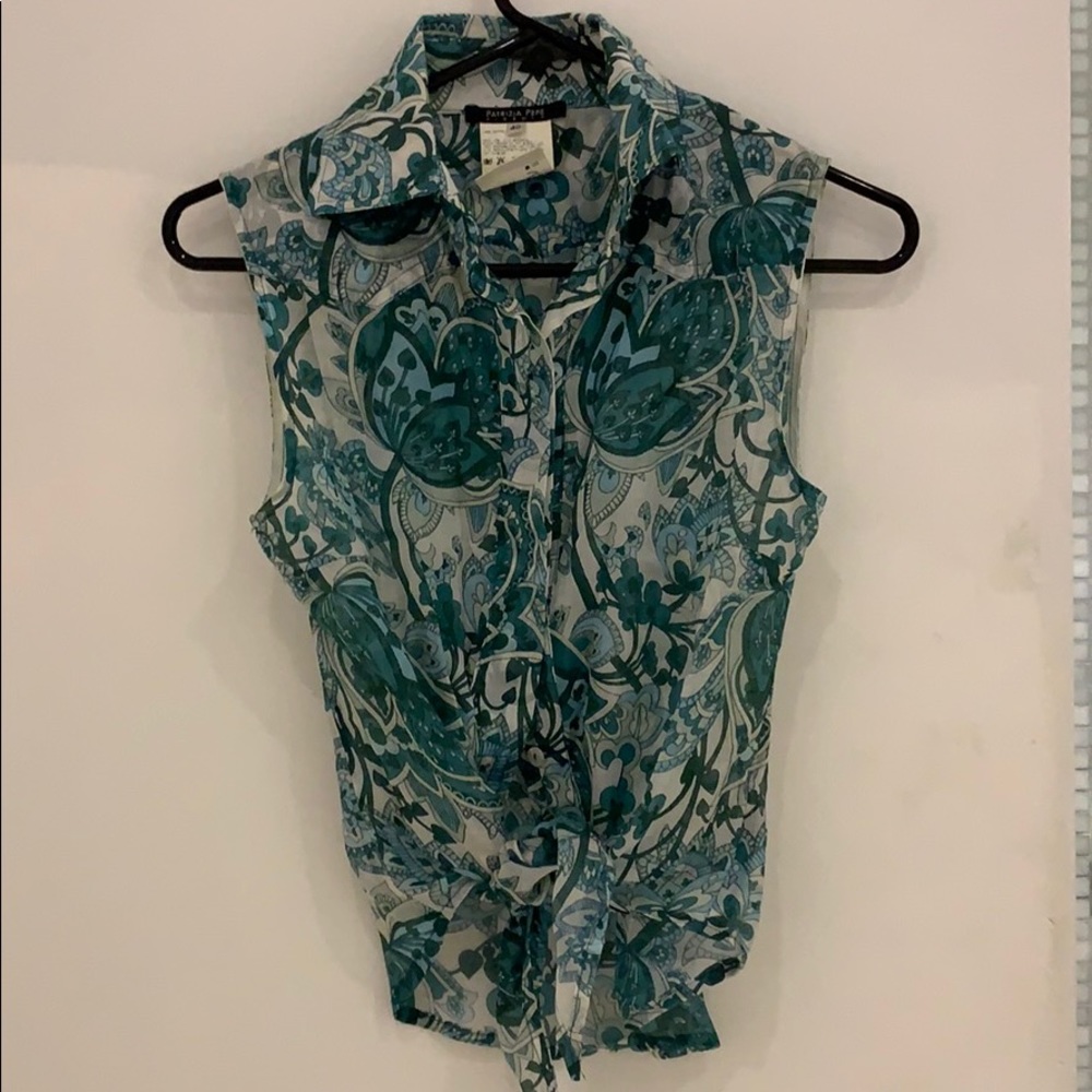 Beautiful Patrizia Pepe Sleeveless Collared Shirt